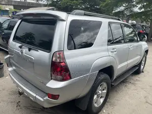 Toyota 4-Runner 2005 Silver