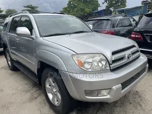 Toyota 4-Runner 2005 Silver
