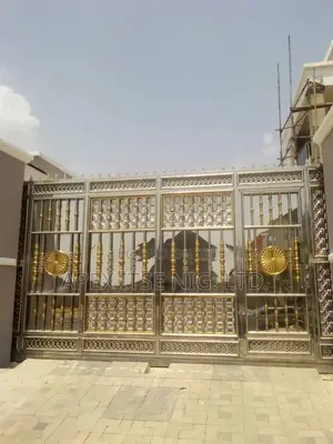 Stainless Pan Gate