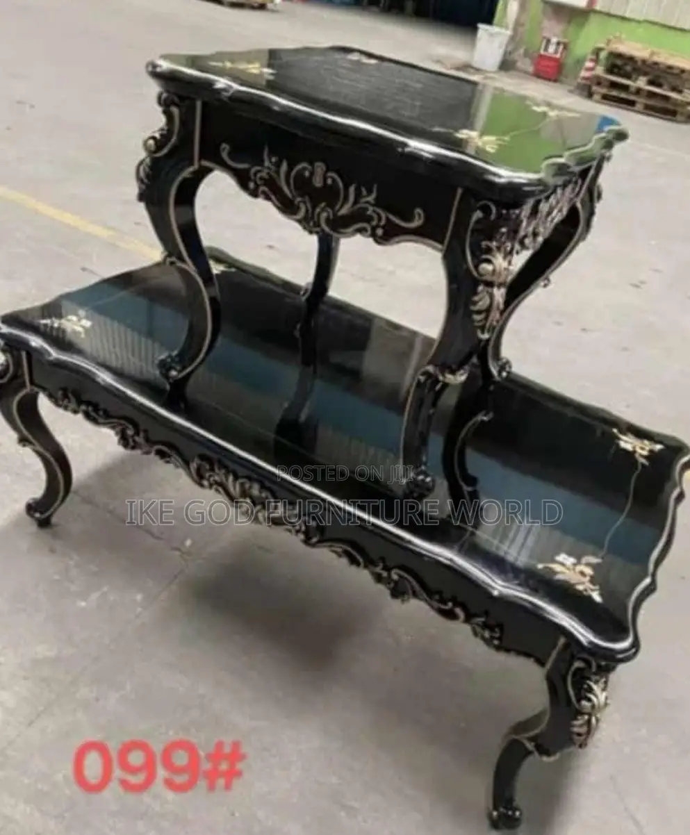 Set of Royal Center Table With 2side Stool A