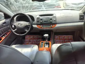 Toyota Camry 2004 Gray