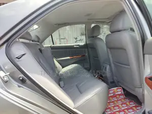 Toyota Camry 2004 Gray