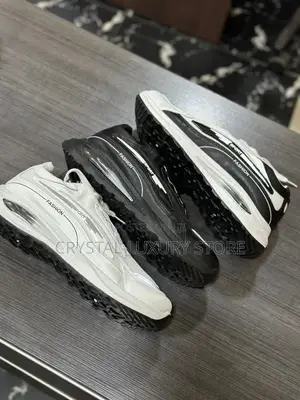 Top Quality Sneakers