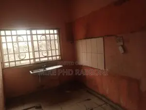 5bdrm Duplex in Old G.R.A, Enugu for rent