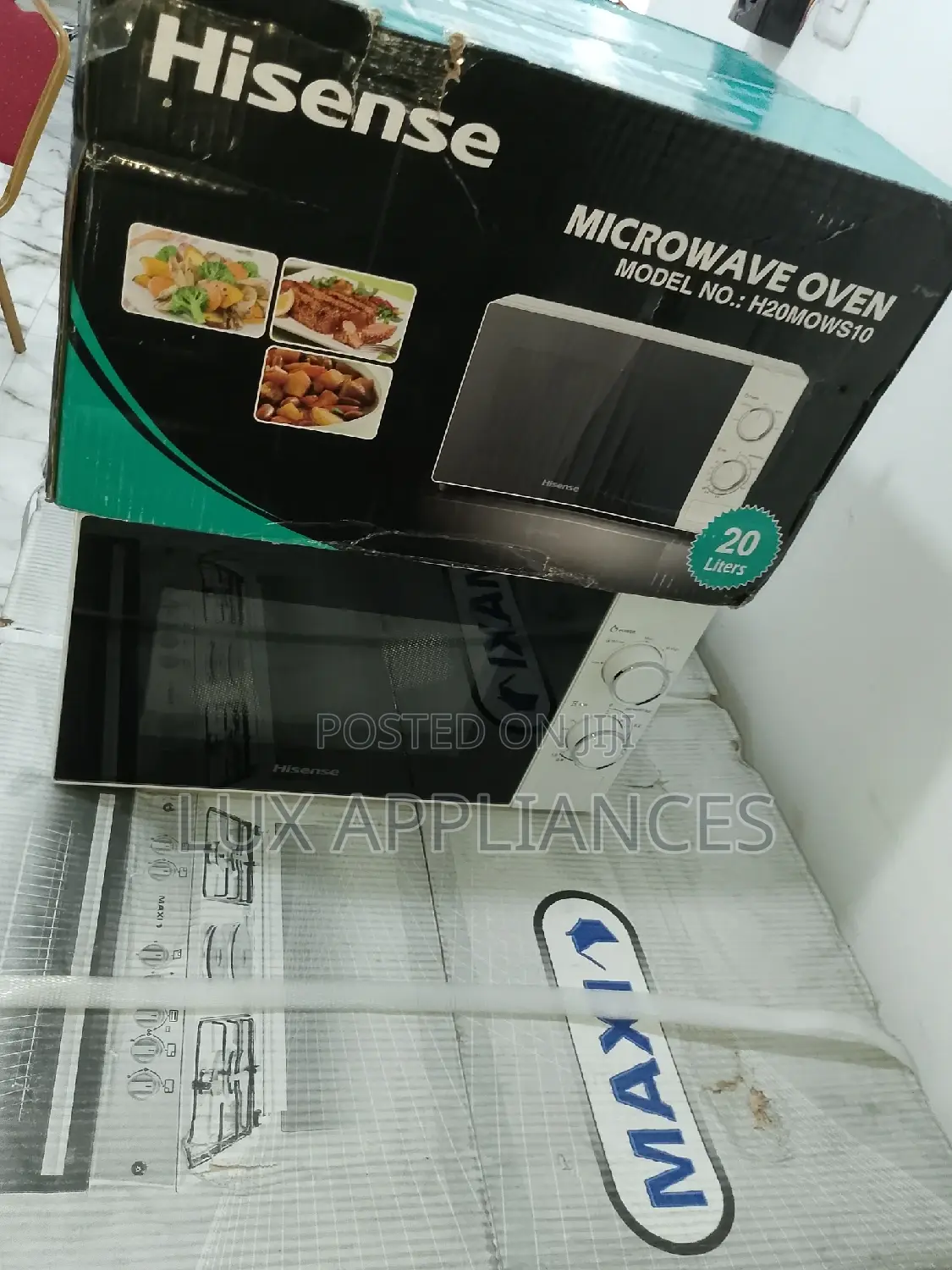Hisense Model 20L Microwave Oven - H20MOWS10 - 700W