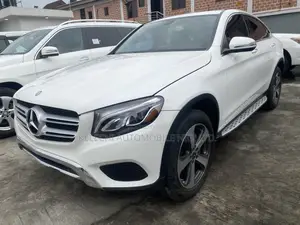 Mercedes-Benz GLC-Class 2017 White