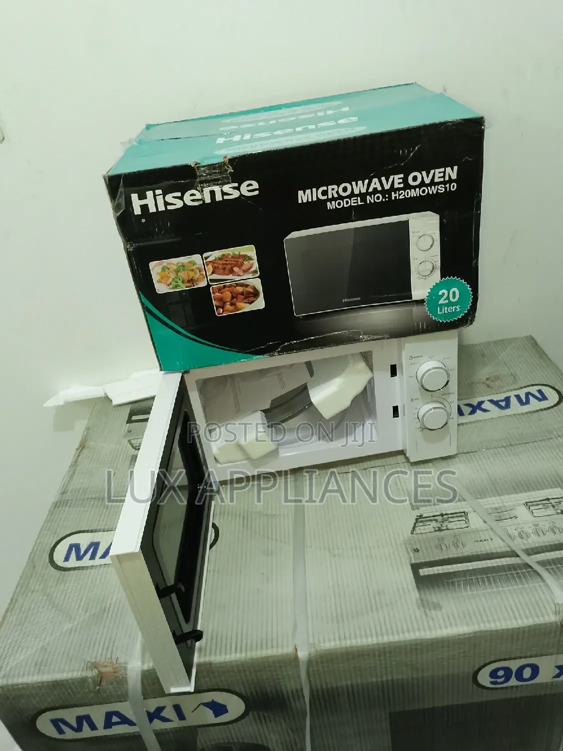 Strong and Durable Brand New Hisense Microwave