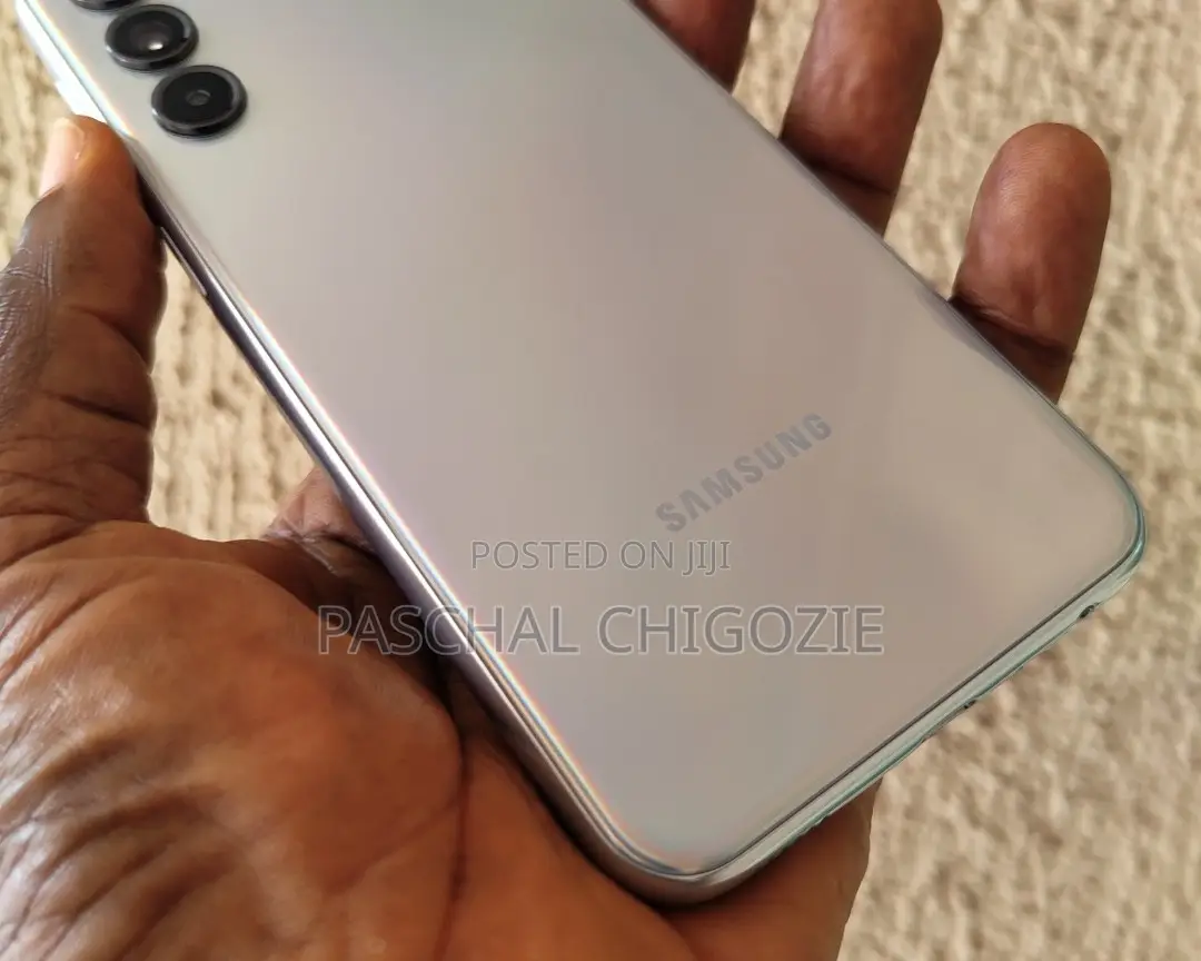 New Samsung Galaxy M34 5G 128 GB Silver