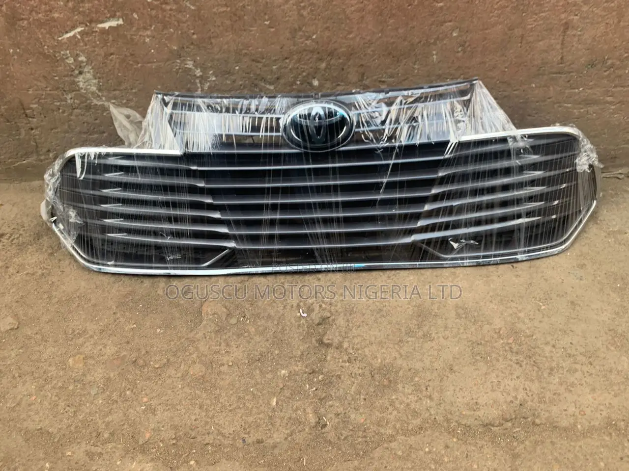 Front Grille Avalon 2020 Model