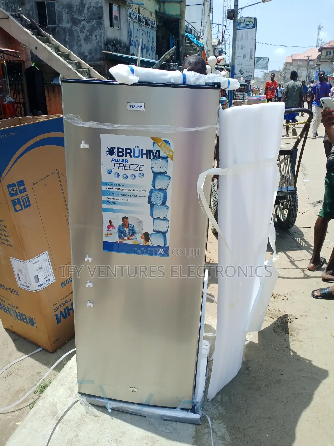 Bruhm Upright Freezer for Making Blocks With Handle