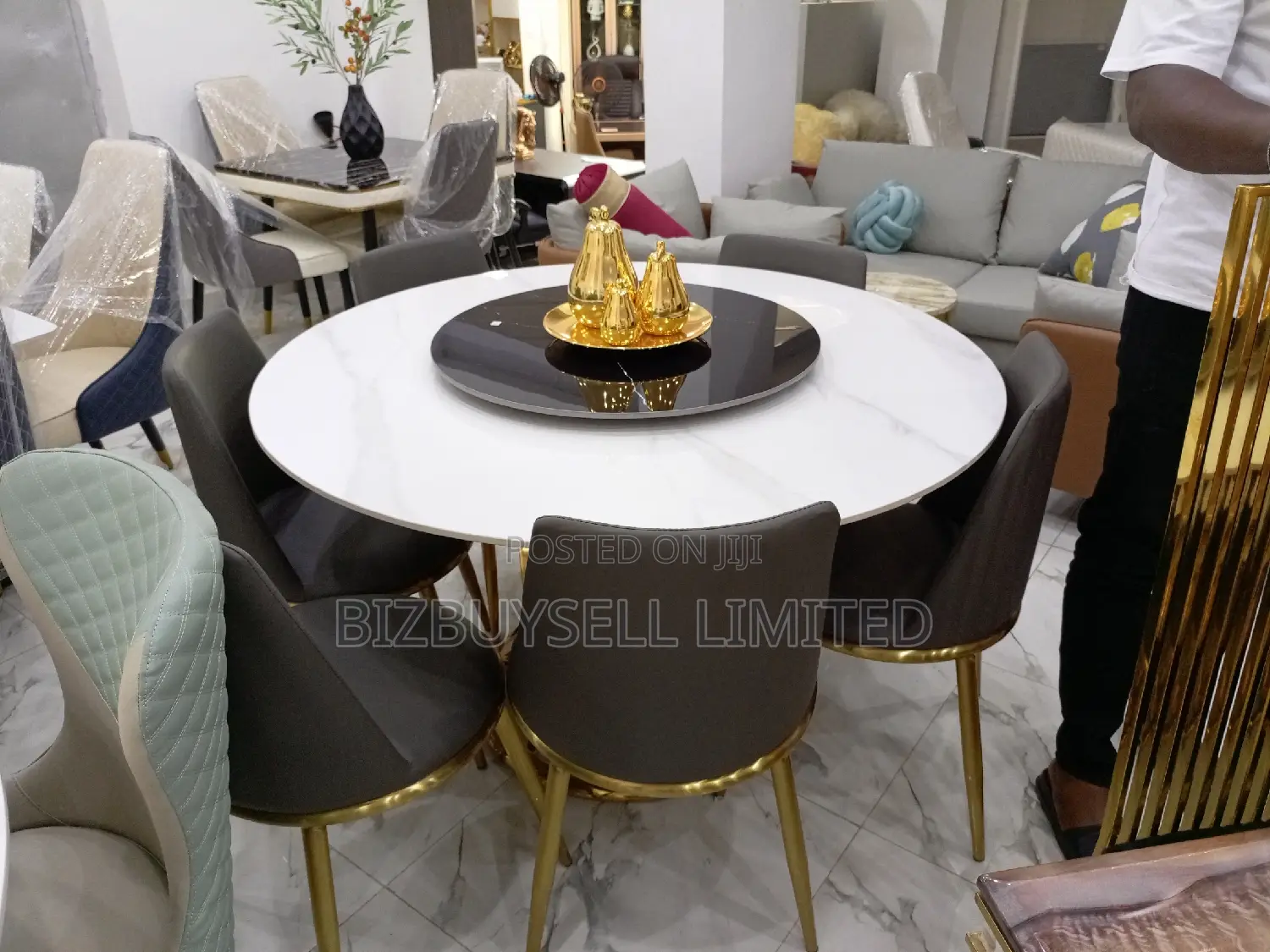 6 Seaters Marble Golden Dining Table.
