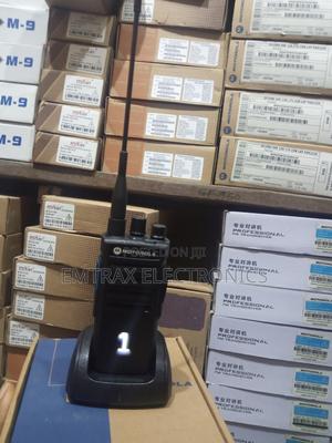 Motorola Dp298d 10watts With 7000mha Battery