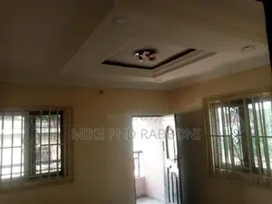 4bdrm Duplex in Old G.R.A, Enugu for rent