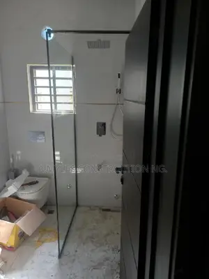 Shower Cubicles Fixed