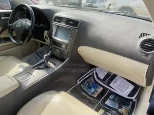 Lexus IS 250 2009 Blue