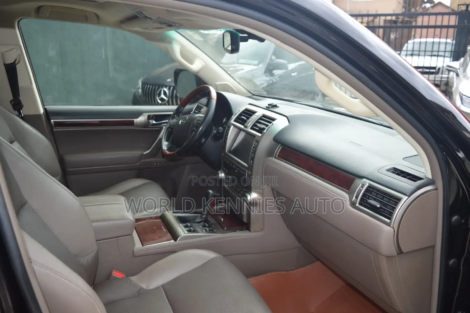 Lexus GX 2012 Black
