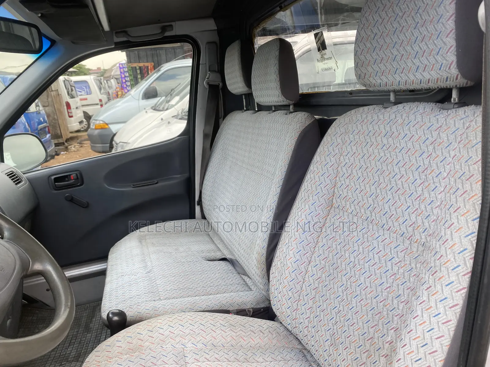 Toyota HiAce 2005 Silver