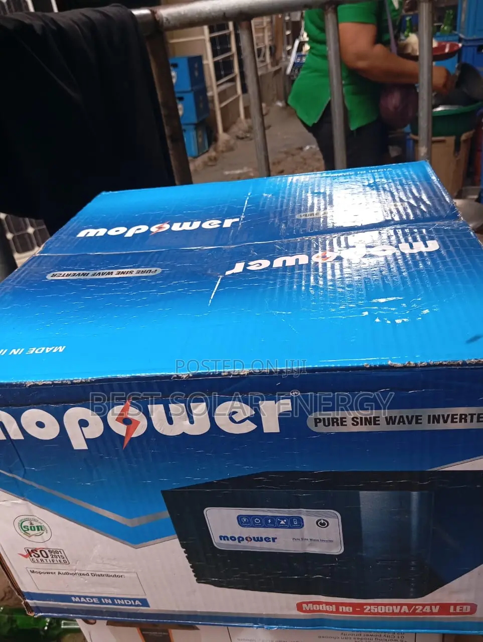 Mopower Inverter 2.5kva /24v