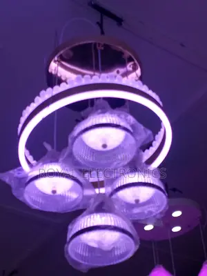 Top Class 4-Box Multicolor Dropping Chandelier Light