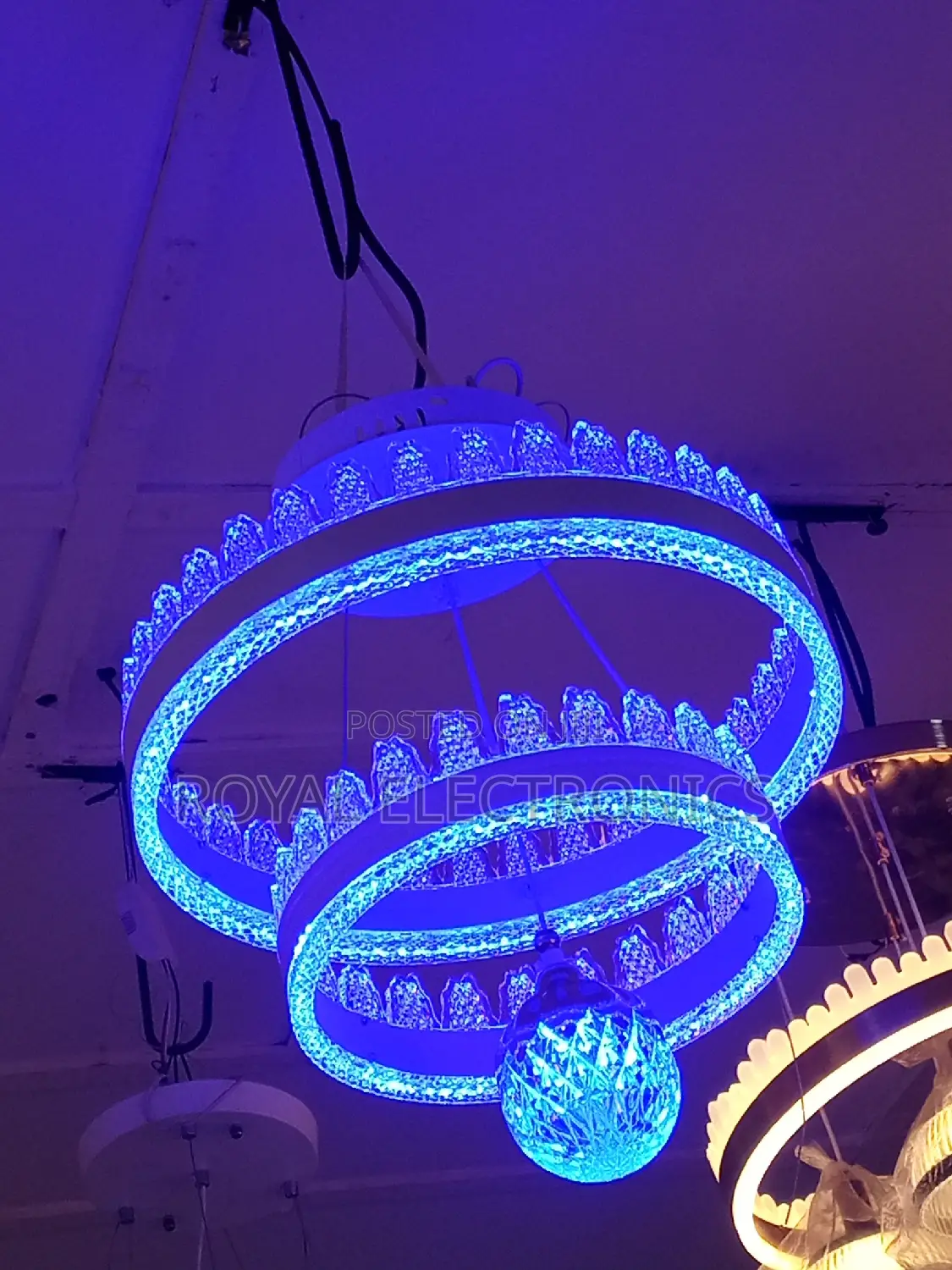 Superior Quality Royal Chandalier Led Light