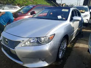 Lexus ES 2014 Silver