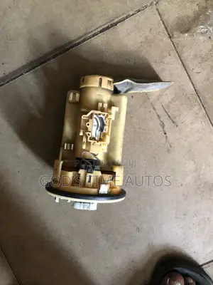 Toyota Corolla 04/05 Model Fuel Pump