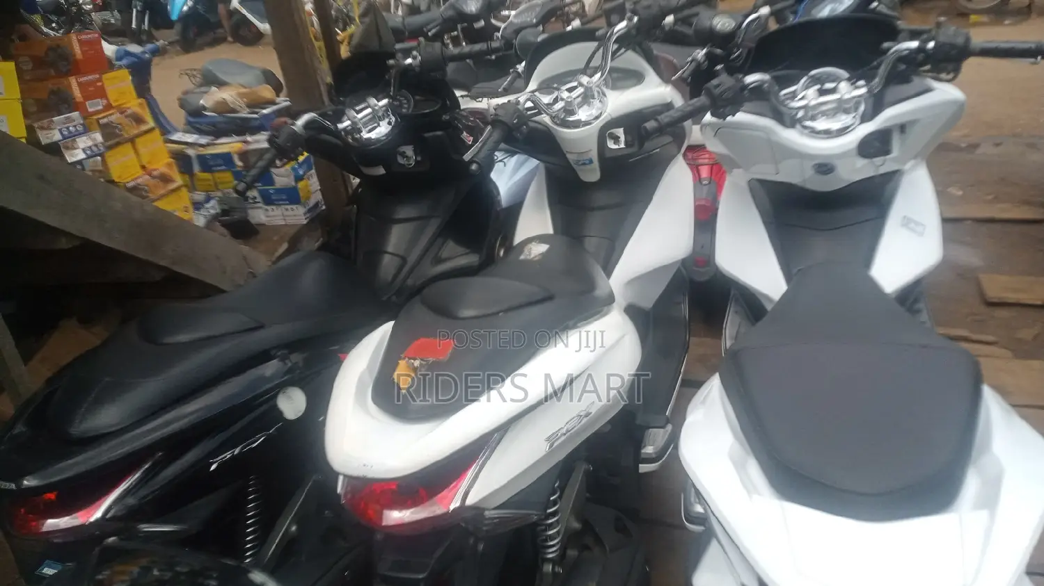 Honda 2023 Black