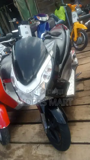 Honda 2023 Black