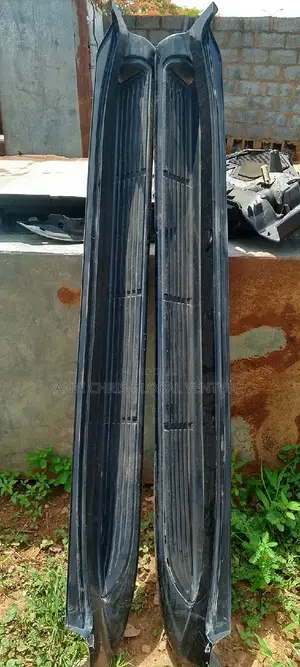 Landcruiser Said Steps 2018 Model