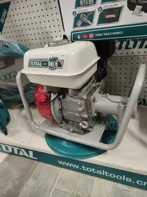 Total Poka Vibrator 5.5hp (Honda Engine)
