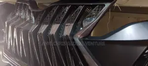 Toyota Venza Front Grill 2022 Model