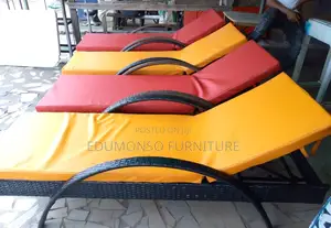 Outdoor Pool Side Bed With Foam