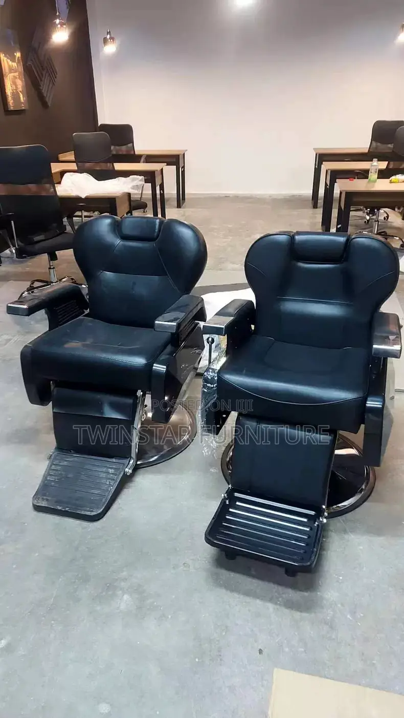 Modern Executive Leather Saloon Chair