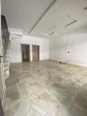 4bdrm Duplex in Vgc for rent