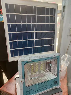 200watts Frood Light