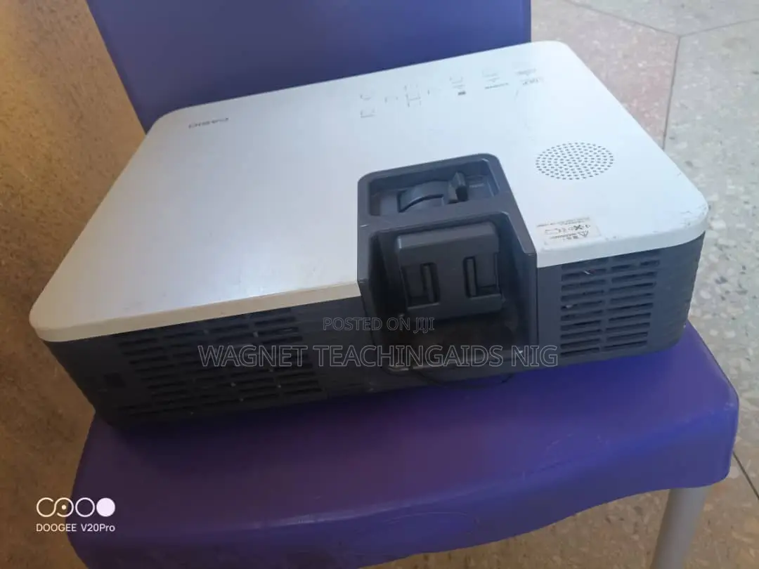 Good Quality Projector for Rent