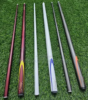 Professional Snooker Cue Sticks SF70