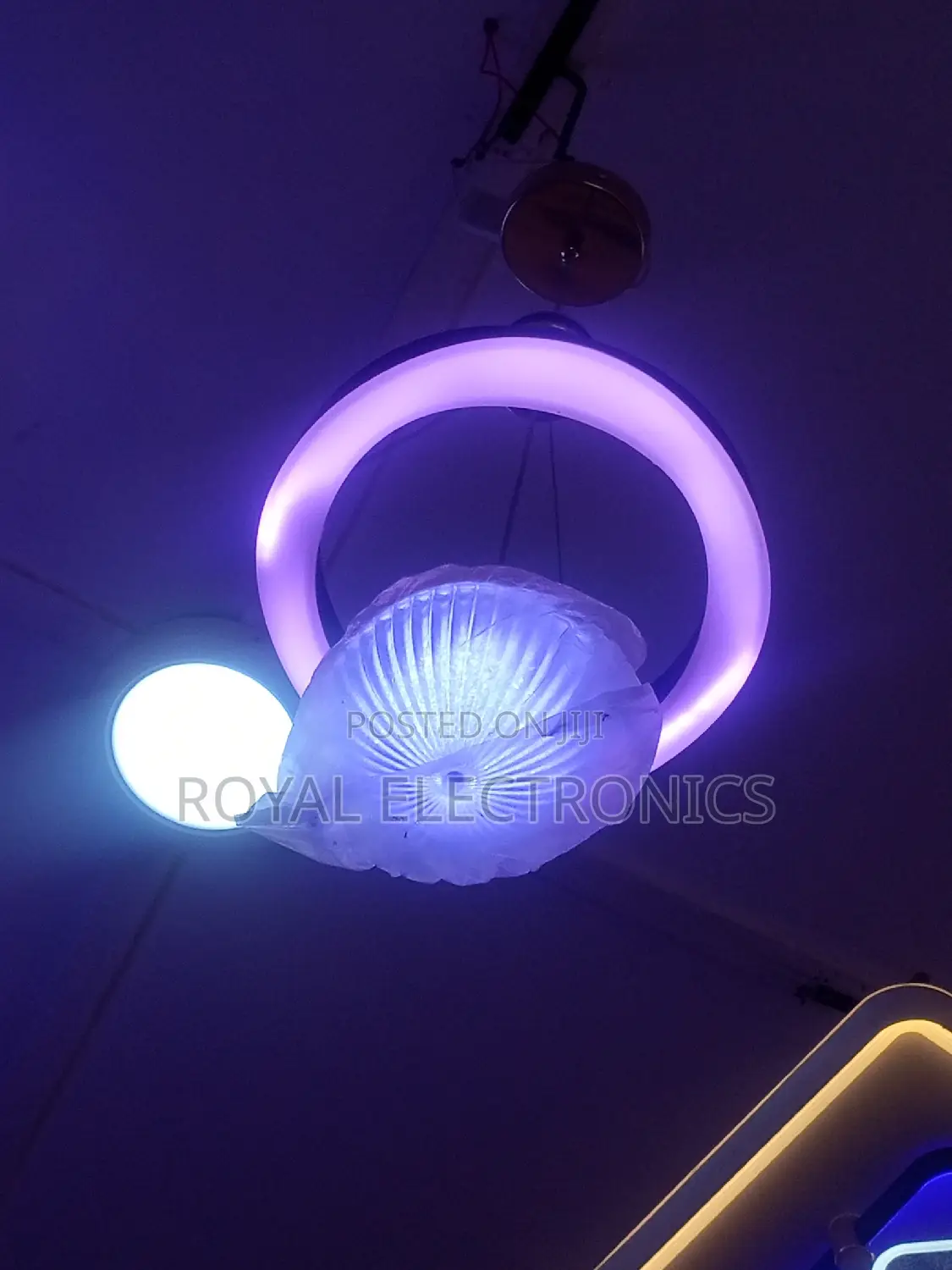 Beautiful Single Led Dropping Chandelier Light