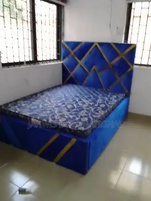 Bigger Class High Taste 4.5by6ft Bed Frame