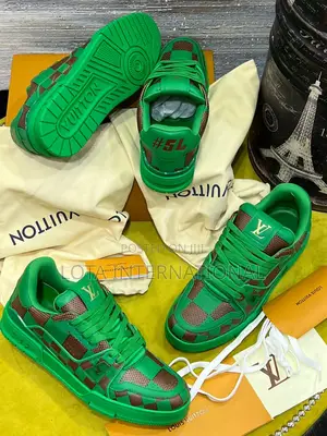 Original Louis Vuitton Sneakers
