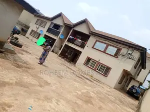 3bdrm Block of Flats in Secured Environment, Meiran for sale