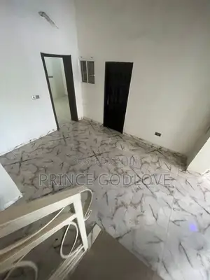 3bdrm Townhouse / Terrace in Dawaki for rent