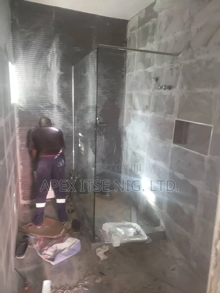 Half Fixed Bathroom Shower Glass.