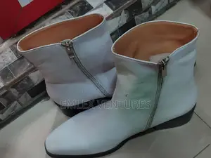 Photo - Men's Italian Powerful Wear