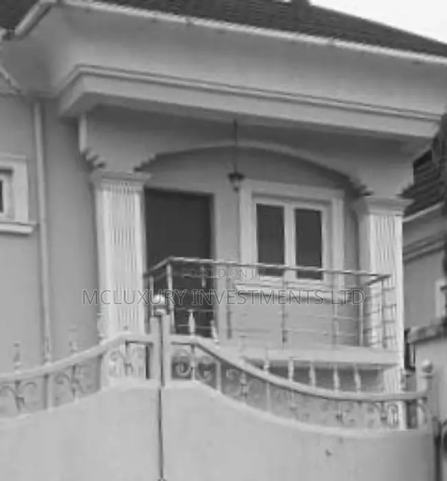 5bdrm Duplex in Awuse, Ikeja for sale