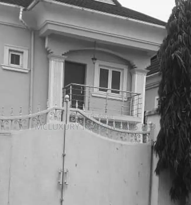 5bdrm Duplex in Awuse, Ikeja for sale