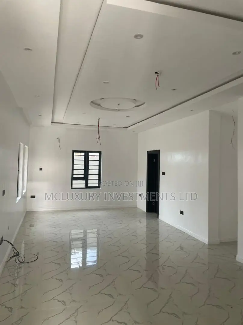5bdrm Duplex in Awuse, Ikeja for sale