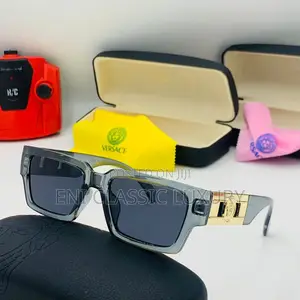 Original Luxury Eyewear Collection Prada Available in Store