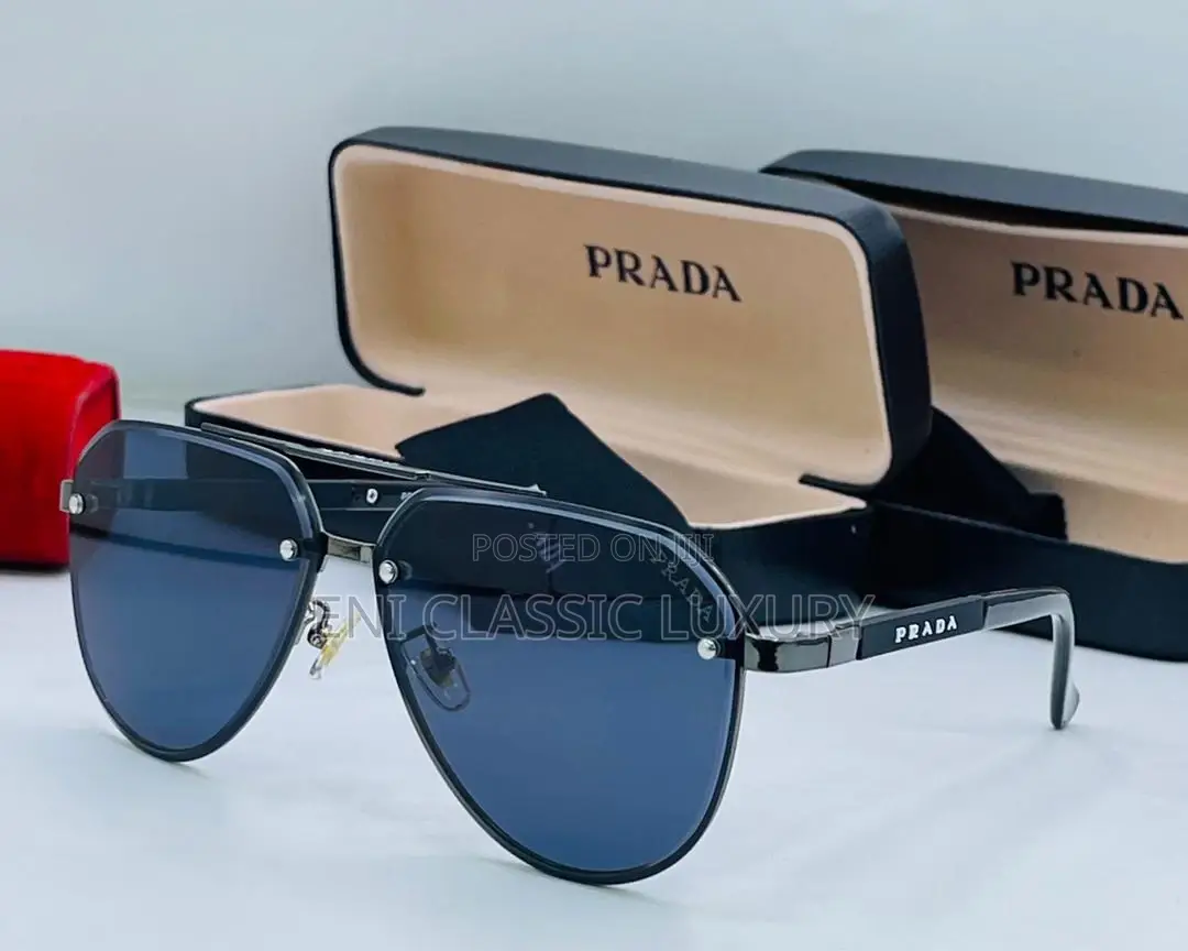 Original Luxury Eyewear Collection Prada Available in Store