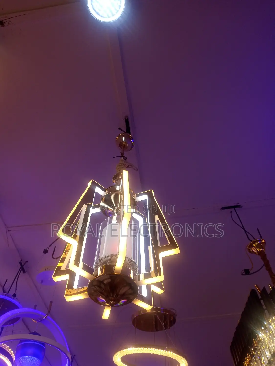 Classic Exclusive Ceiling Chandelier Light